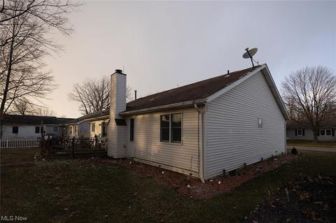 312 Stable Dr, Lagrange, OH 44050 photo 4