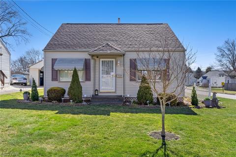 624 Poland Ave, Struthers, OH 44471 photo 1