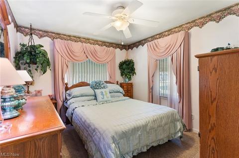 624 Poland Ave, Struthers, OH 44471 photo 12