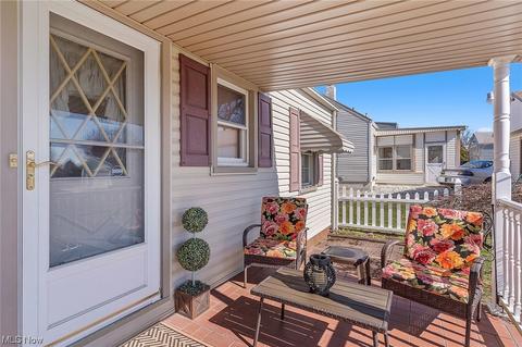 624 Poland Ave, Struthers, OH 44471 photo 3