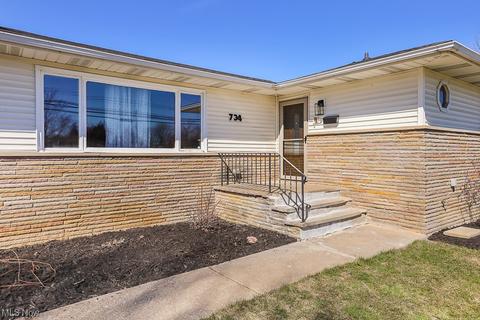 734 Abbe Rd N, Elyria, OH 44035 photo 2