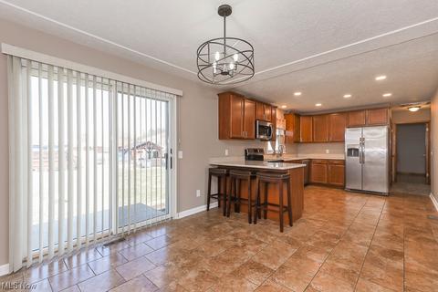 734 Abbe Rd N, Elyria, OH 44035 photo 11