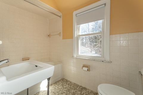 731 E 250th St, Euclid, OH 44132 photo 21