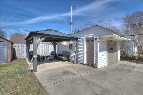 9308 Beech Ave, Brooklyn, OH 44144 photo 30