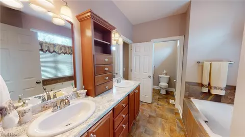 3910 Arcadia Cir, Willoughby, OH 44094 photo 18