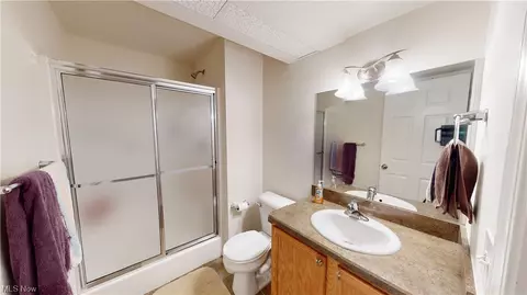 3910 Arcadia Cir, Willoughby, OH 44094 photo 23