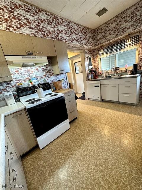 389 High St, Flushing, OH 43977 photo 9