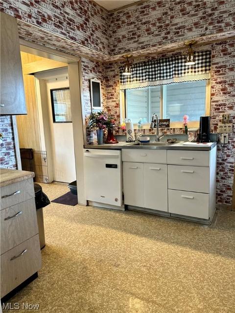 389 High St, Flushing, OH 43977 photo 7