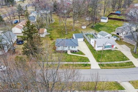 614 Lucille Dr, Elyria, OH 44035 photo 32