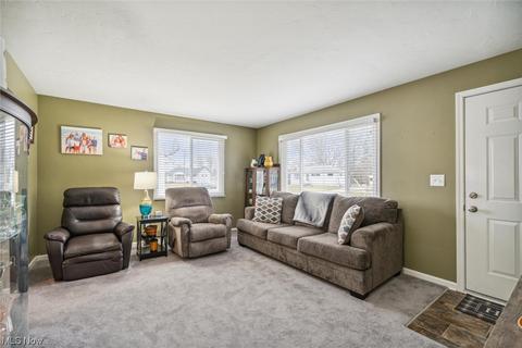 614 Lucille Dr, Elyria, OH 44035 photo 6