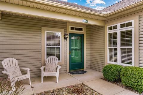 5645 Clingan Rd #9D, Struthers, OH 44471 photo 3