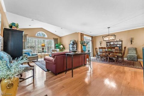5645 Clingan Rd #9D, Struthers, OH 44471 photo 7