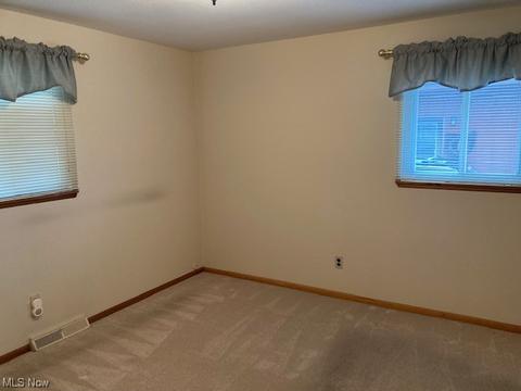 339 Windsor Dr, Elyria, OH 44035 photo 6