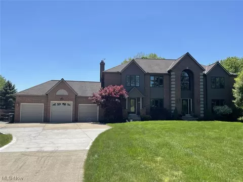 25413 Plain View Ct, Columbia Station, OH 44028