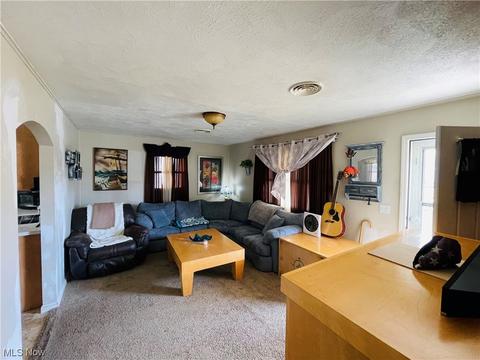 334 Pasadena Ave, Elyria, OH 44035 photo 4