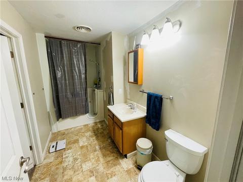 334 Pasadena Ave, Elyria, OH 44035 photo 11