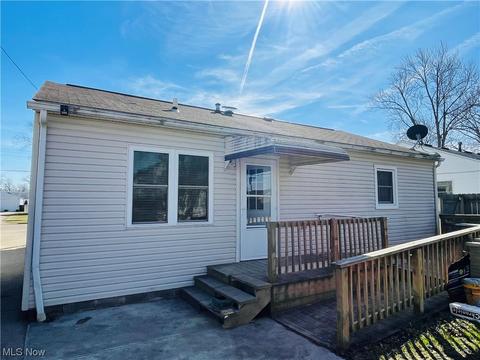 334 Pasadena Ave, Elyria, OH 44035 photo 13