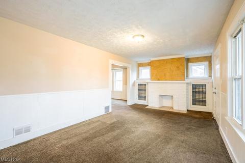 5807 Gilbert Ave, Parma, OH 44129 photo 6
