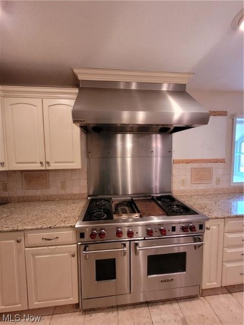 965 Primrose Dr, Seven Hills, OH 44131 photo 3