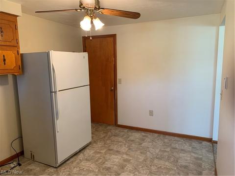 231 Union Ave, Dover, OH 44622 photo 6