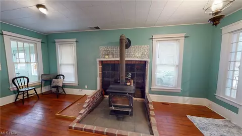 1411 W 8th St, Ashtabula, OH 44004 photo 3