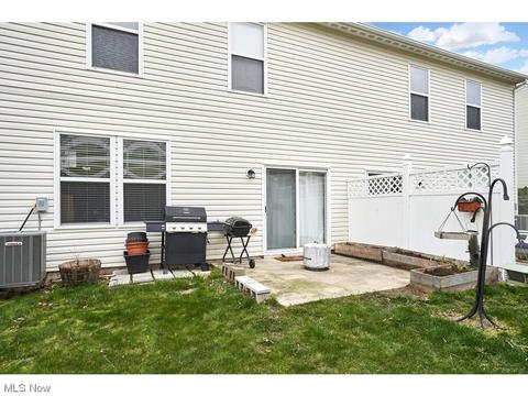 457 Turner Dr, Copley, OH 44321 photo 2