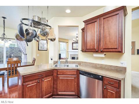457 Turner Dr, Copley, OH 44321 photo 5