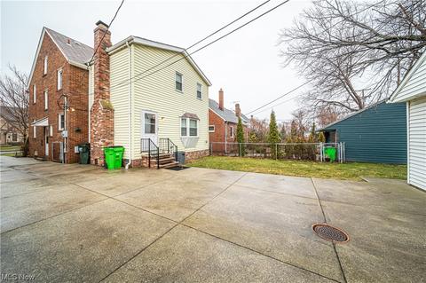 121 E 216th St, Euclid, OH 44123 photo 33