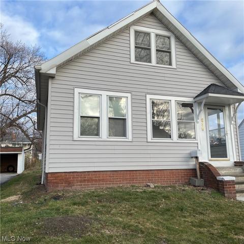 839 E 236th St, Euclid, OH 44123 photo 1