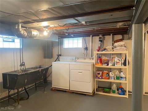 418 Ohio St, Elyria, OH 44035 photo 17