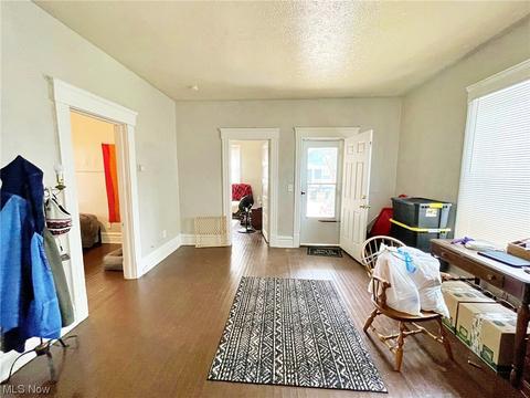 225 Gates Ave, Elyria, OH 44035 photo 6