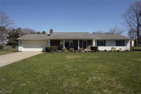 2217 Violet Ct, Avon, OH 44011 photo 1