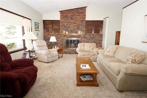2217 Violet Ct, Avon, OH 44011 photo 3