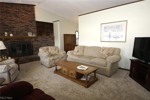 2217 Violet Ct, Avon, OH 44011 photo 4