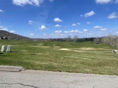 26 Woodridge Drive Dr, Mineral Wells, WV 26150