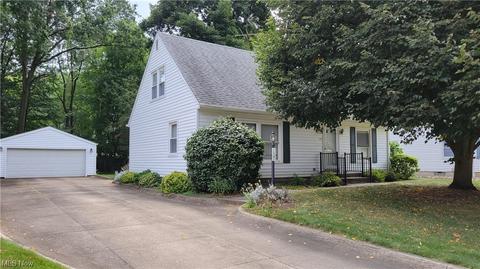 137 Pinehurst Rd, Munroe Falls, OH 44262 photo 8