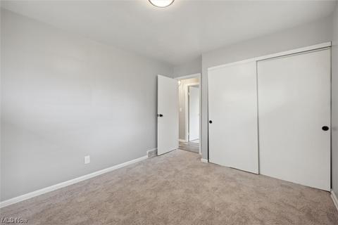 2123 Lorimer Rd, Parma, OH 44134 photo 18