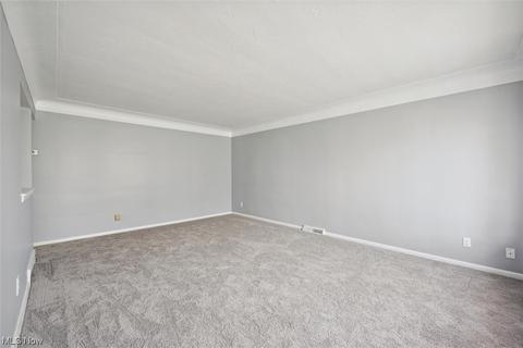 2123 Lorimer Rd, Parma, OH 44134 photo 5