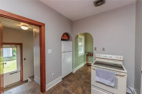 344 Concord Ave, Elyria, OH 44035 photo 9