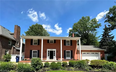 2589 Norfolk Rd, Cleveland Heights, OH 44106