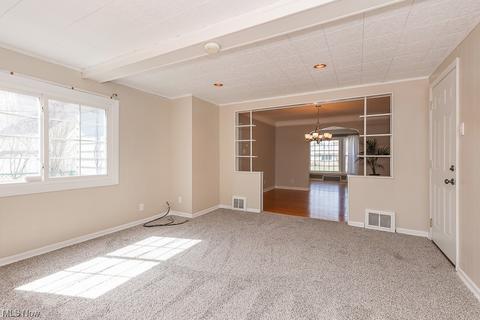 357 E 270th St, Euclid, OH 44132 photo 9