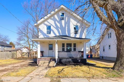 1135 E St, Lorain, OH 44052 photo 1