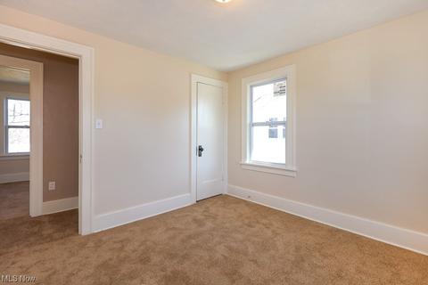 1135 E St, Lorain, OH 44052 photo 14
