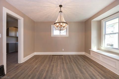 1135 E St, Lorain, OH 44052 photo 5