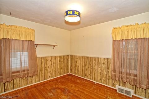 24821 Devoe Ave, Euclid, OH 44123 photo 15
