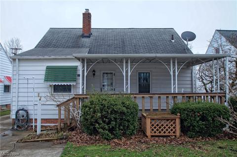 24821 Devoe Ave, Euclid, OH 44123 photo 32
