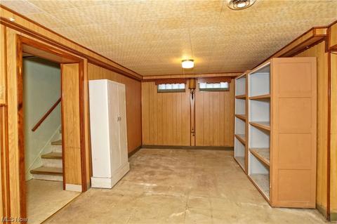 24821 Devoe Ave, Euclid, OH 44123 photo 22