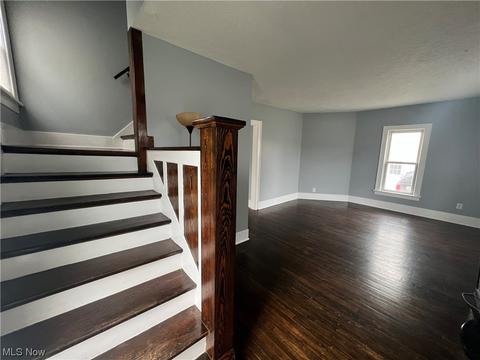 1825 E 33rd St, Lorain, OH 44055 photo 4
