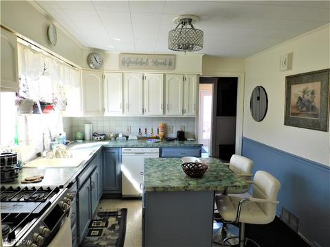 927 Ohio Ave, Ashtabula, OH 44004 photo 12