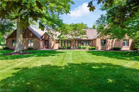 125 Hilltop Dr, Rittman, OH 44270